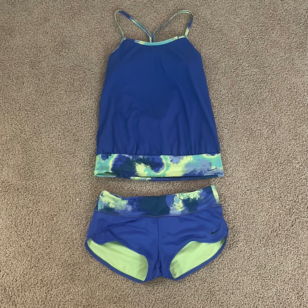 Nike Tanikini